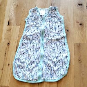 💗5/$15 Aden and Anais sleep sack